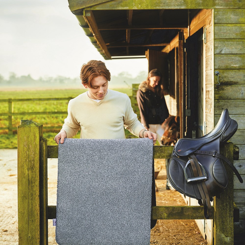 Original Plain Hug Rugs in Light Grey